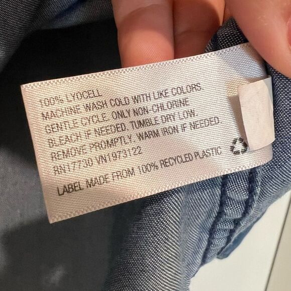 a new day Women's Chambray Popover Shirt Size Small 100% Lyocell Tunic Length - Picture 6 of 11